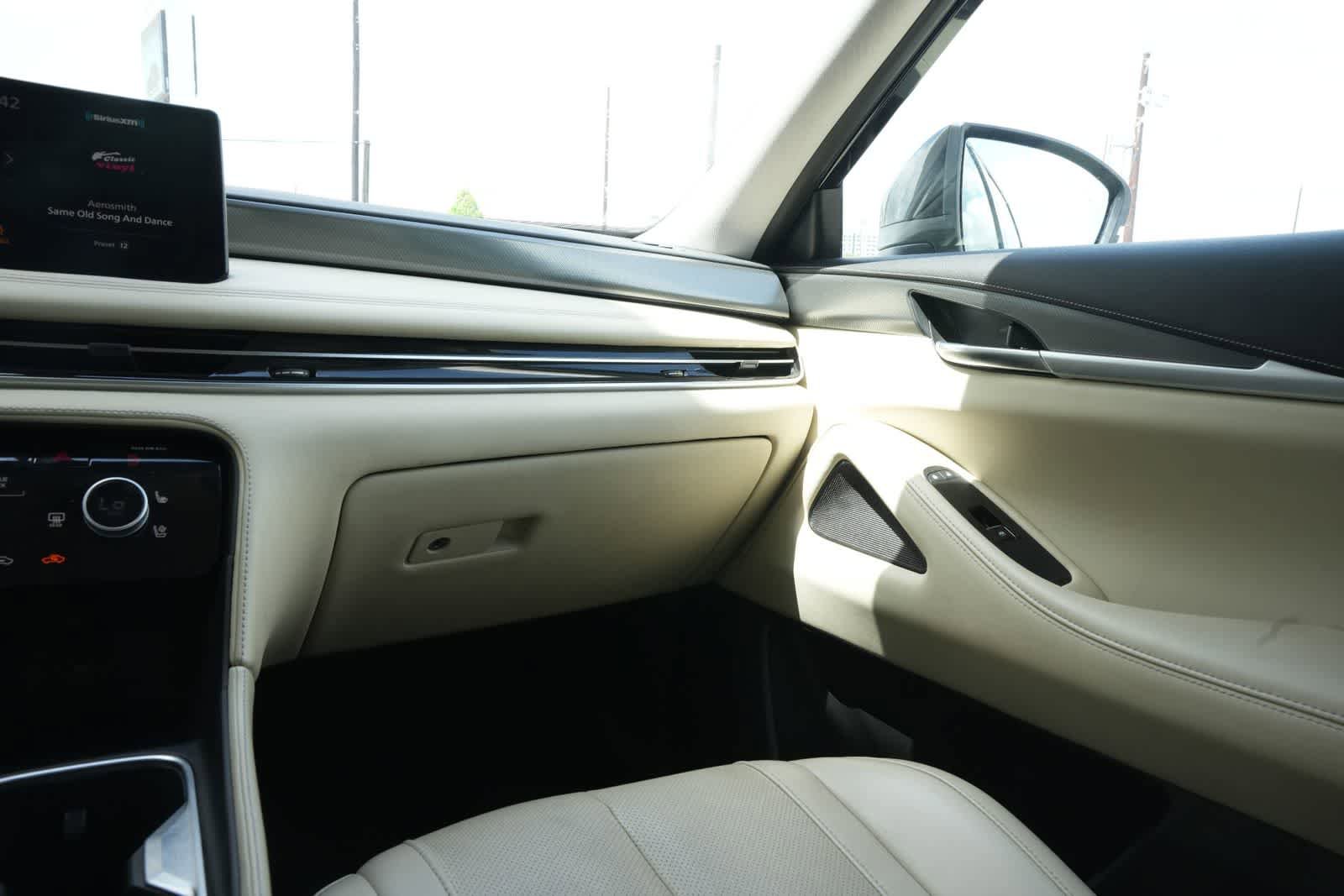 Certified 2023 INFINITI QX60 Luxe w/ Cargo Package image 8