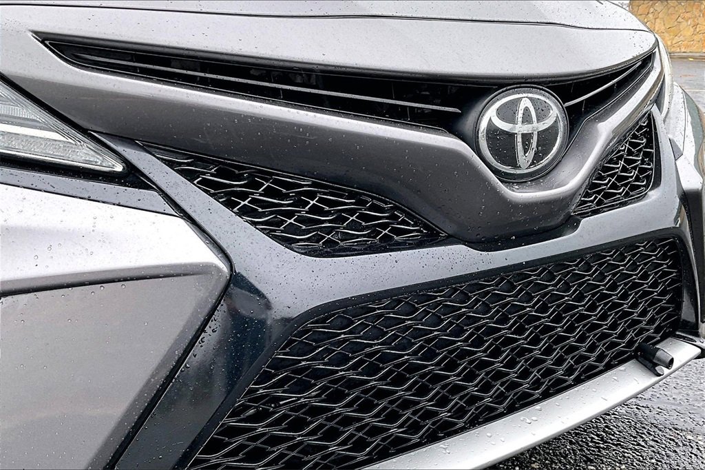 Used 2019 Toyota Camry XSE image 23