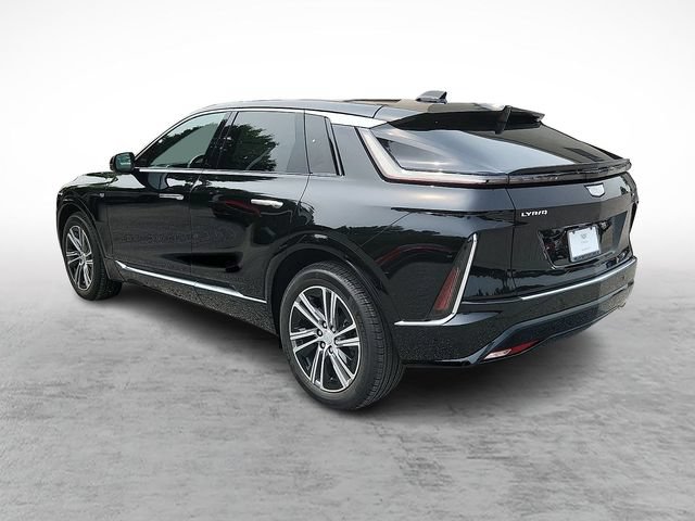 New 2027 Cadillac Lyriq Luxury w/ LPO, Floor Liner Package AWD/4WD image 4