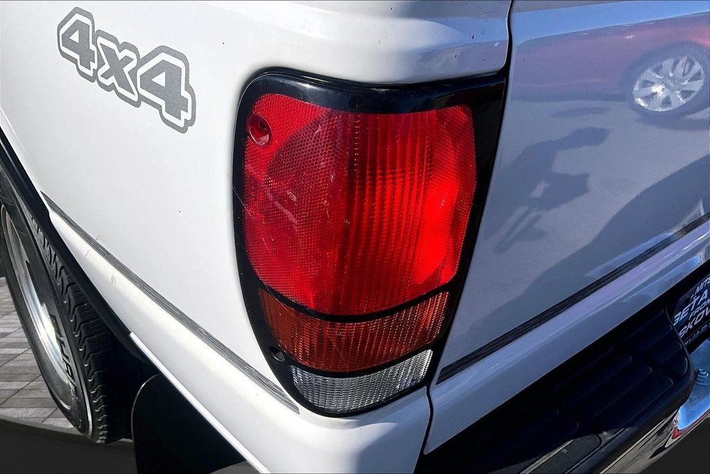 Used 1994 MAZDA B-Series Pickup 4x4 Cab Plus B4000 image 18