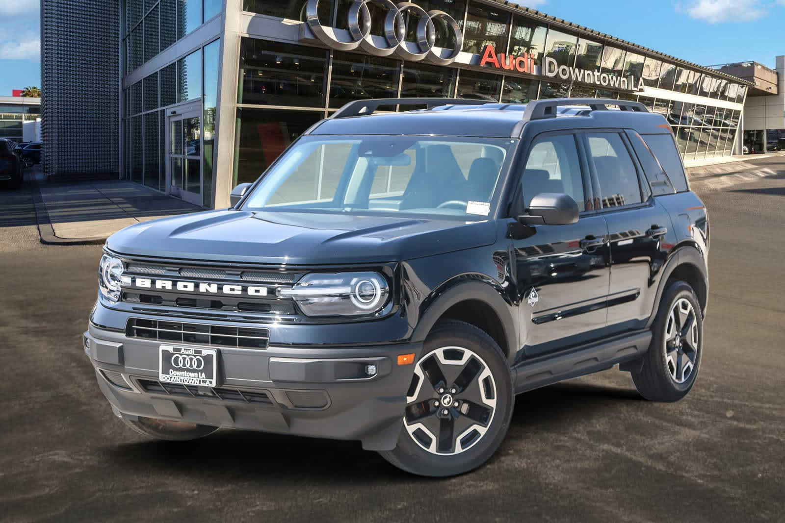 Used 2022 Ford Bronco Sport Outer Banks image 1