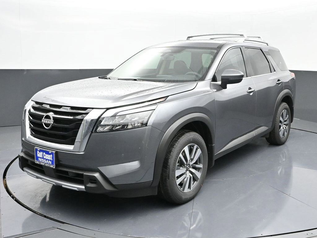 Used 2025 Nissan Pathfinder SL w/ Cargo Package