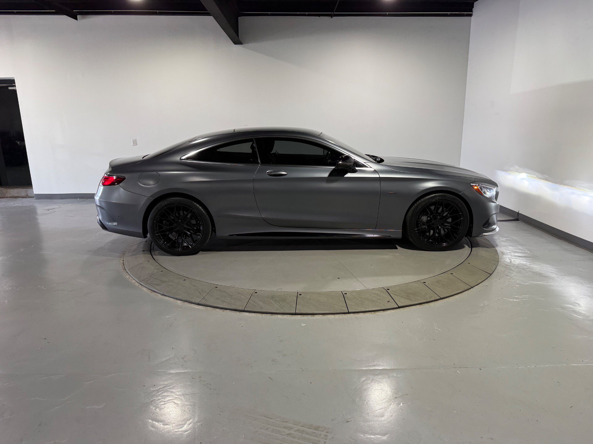 Used 2017 Mercedes-Benz S 550 4MATIC Coupe image 11