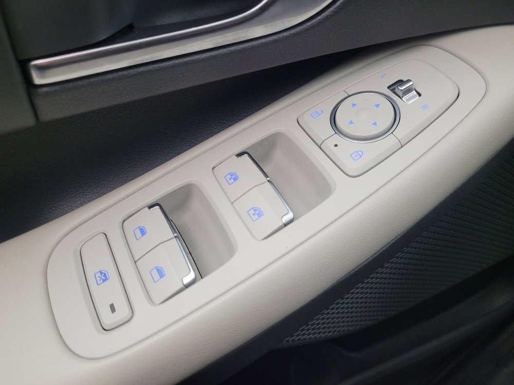 Used 2023 Hyundai Sonata SEL image 27