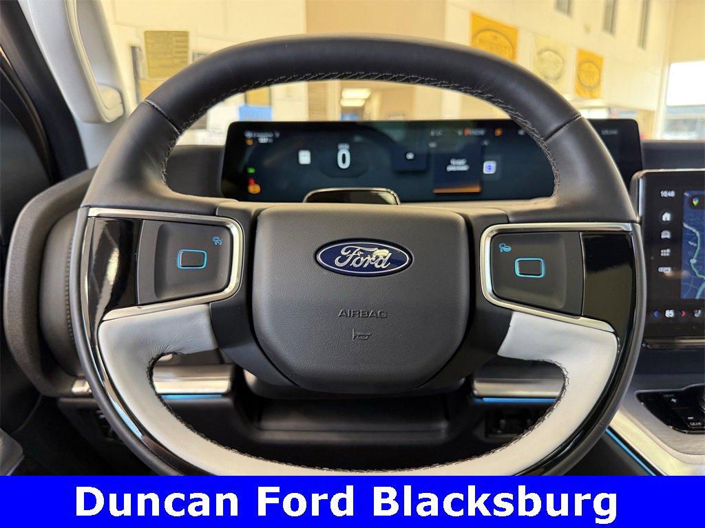 New 2025 Ford Expedition Platinum w/ Driver's Package image 19