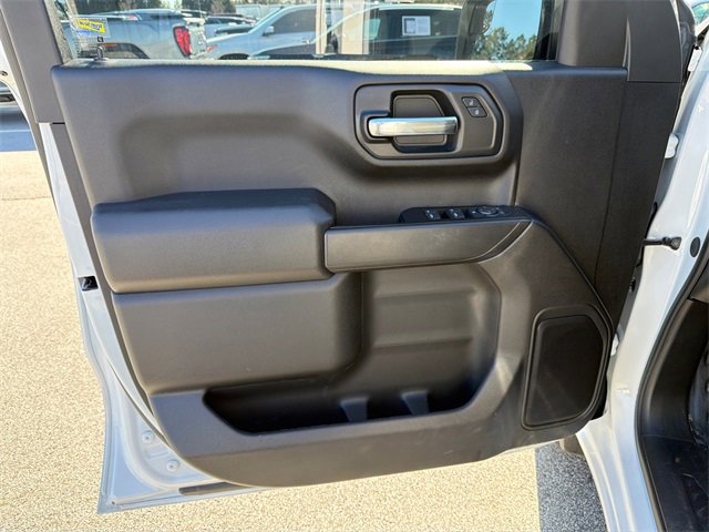 Certified 2025 GMC Sierra 1500 Pro w/ Pro Value Package image 10