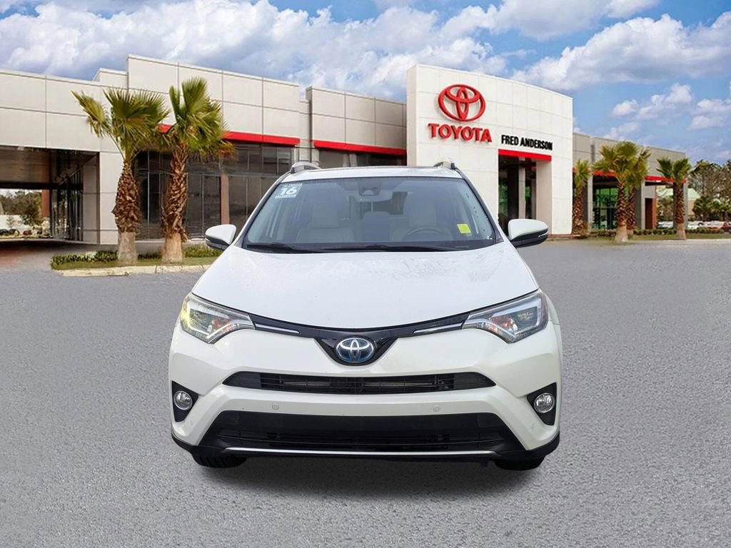 Used 2016 Toyota RAV4 Limited image 10