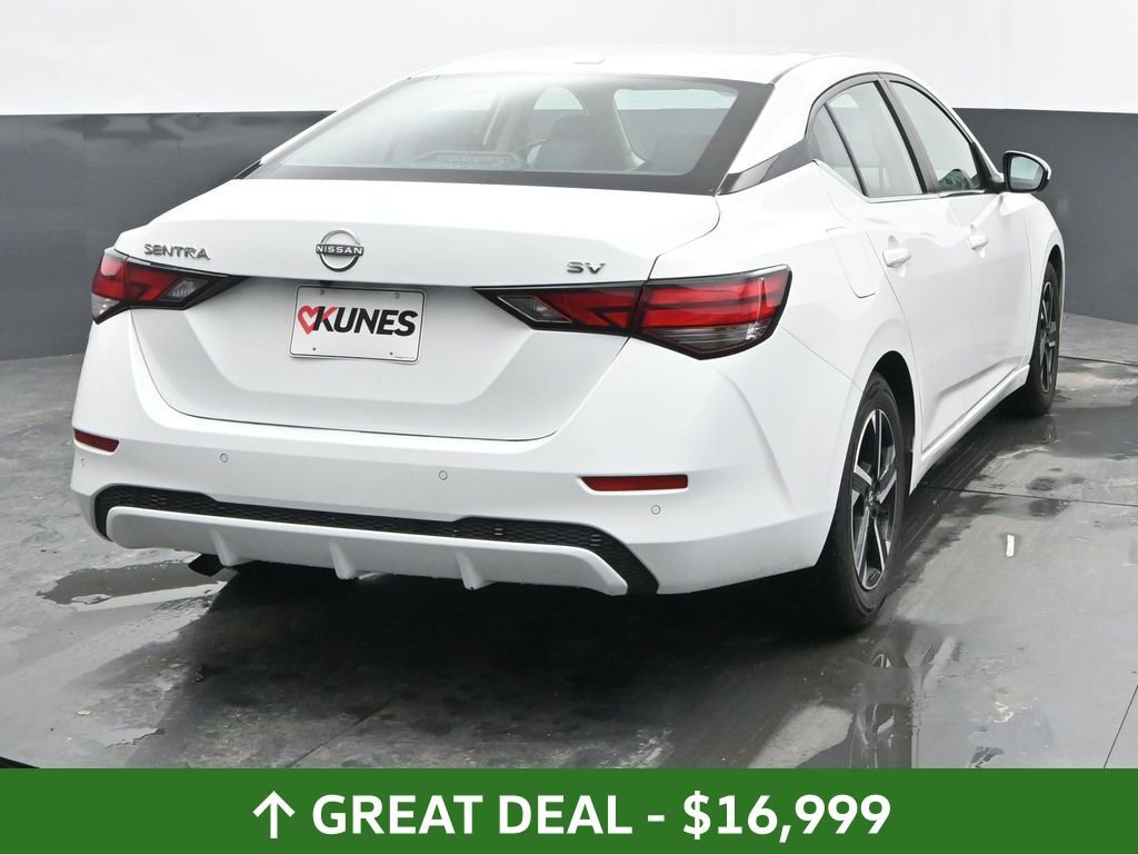 Used 2024 Nissan Sentra SV image 11