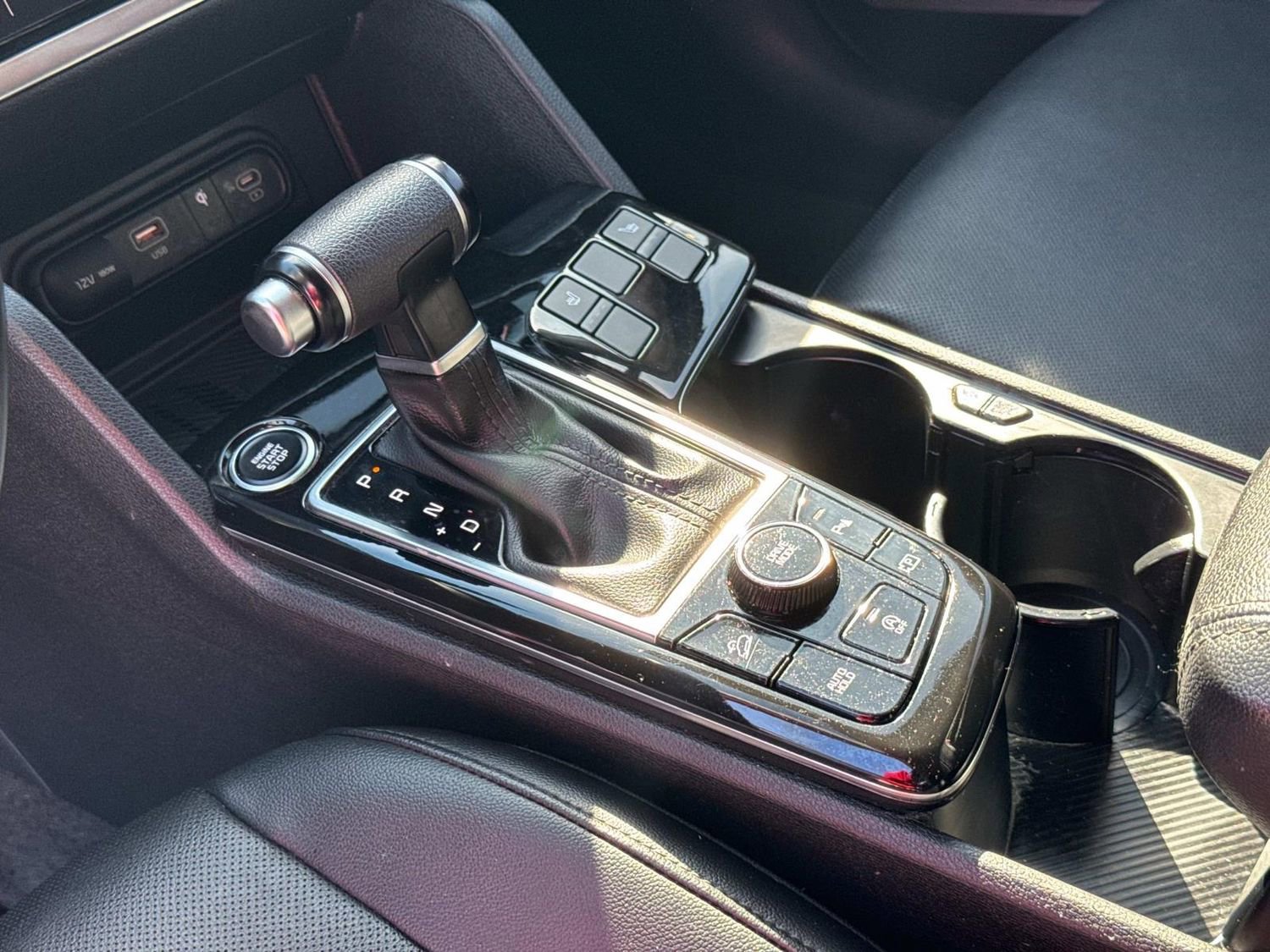 Used 2023 Kia Sportage EX image 30