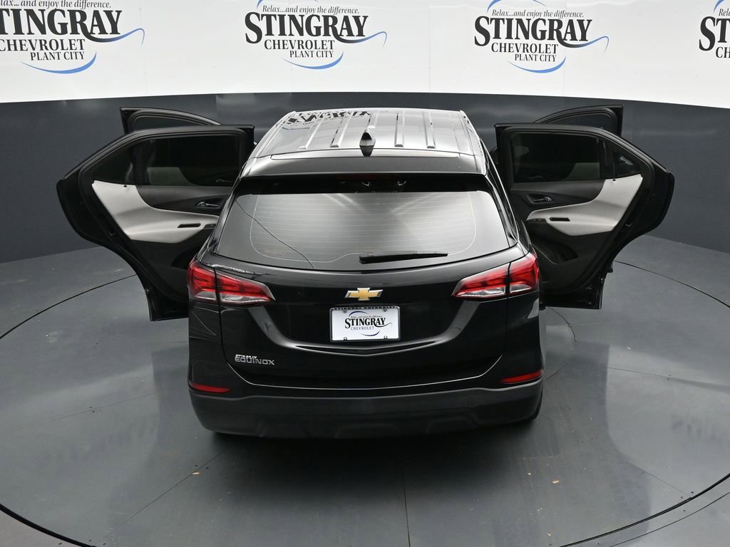 Used 2023 Chevrolet Equinox LS FWD image 35