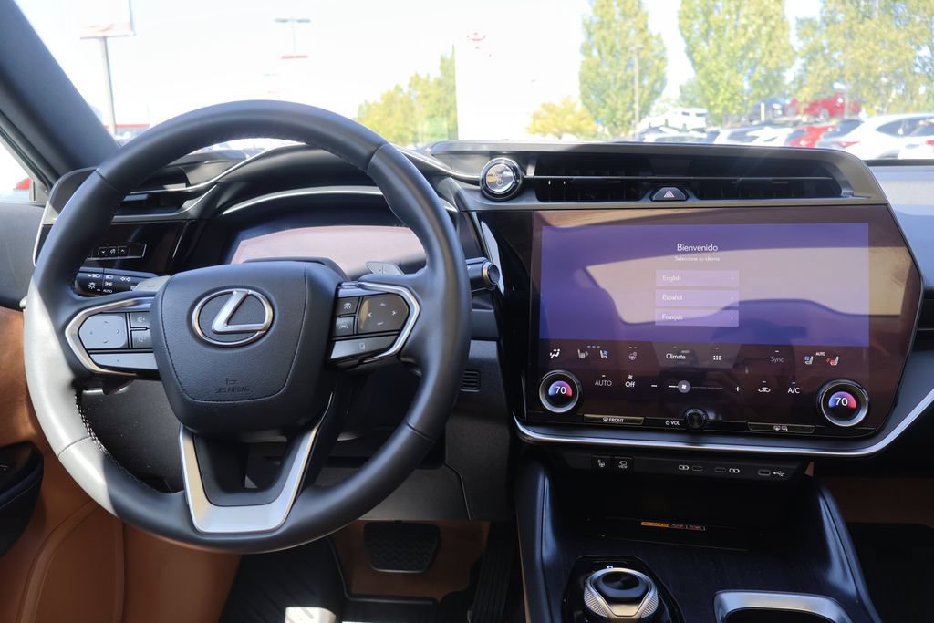 Used 2023 Lexus RZ 450e Premium AWD/4WD image 22