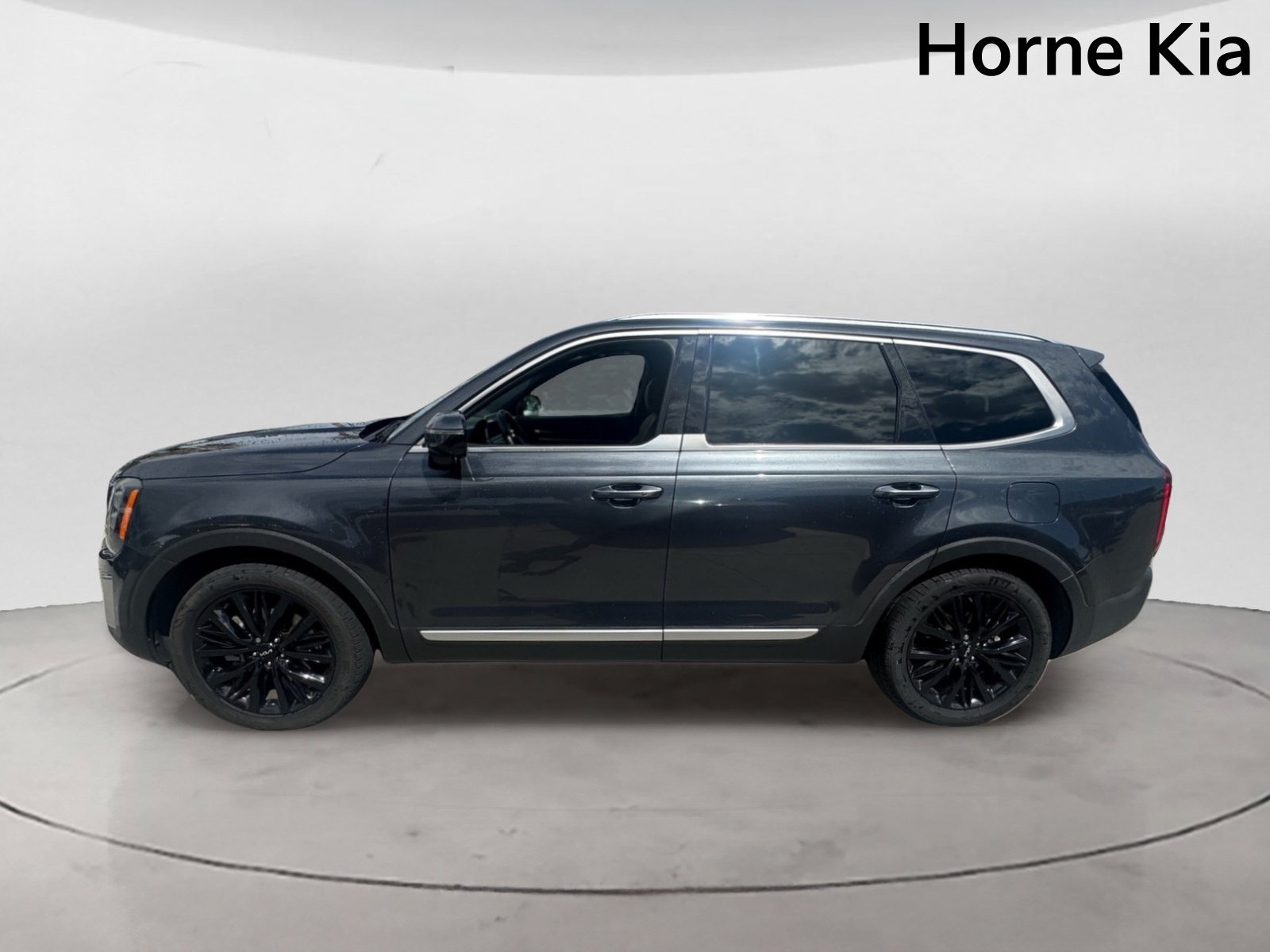 Certified 2022 Kia Telluride SX w/ Towing Package FWD image 6
