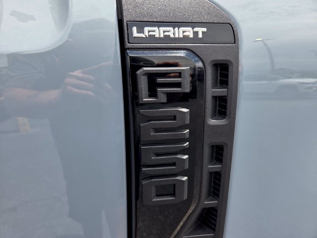 Used 2024 Ford F250 Lariat w/ Lariat Ultimate Package AWD/4WD image 17