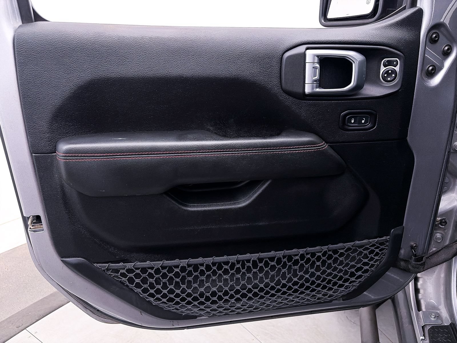 Used 2020 Jeep Wrangler Unlimited Rubicon AWD/4WD image 18