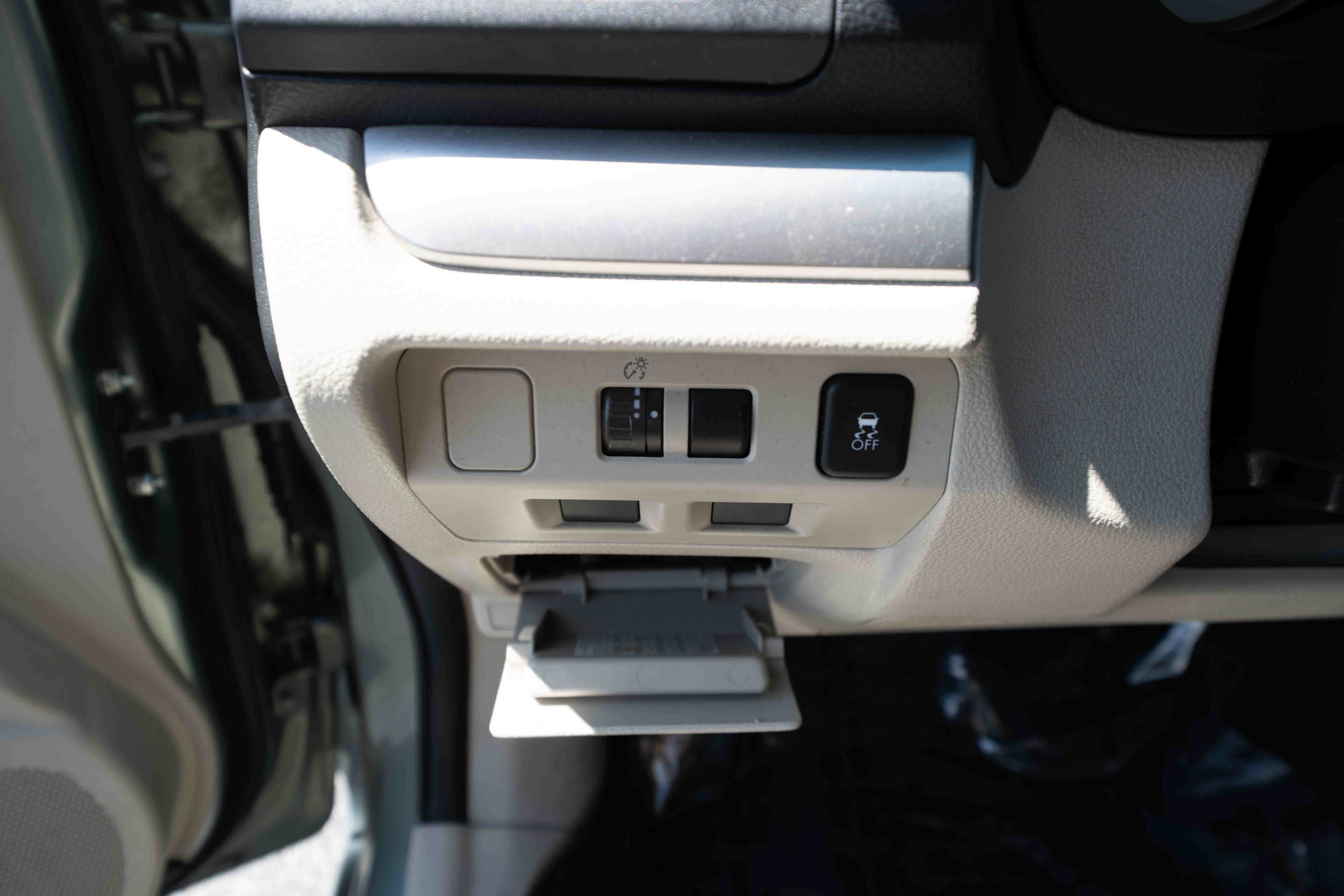 Used 2014 Subaru Impreza 2.0i AWD/4WD image 11