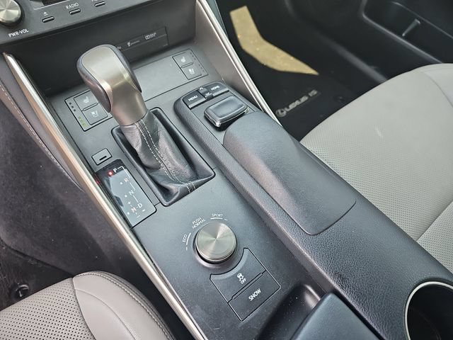 Used 2015 Lexus IS 250 AWD w/ Navigation System Package image 27