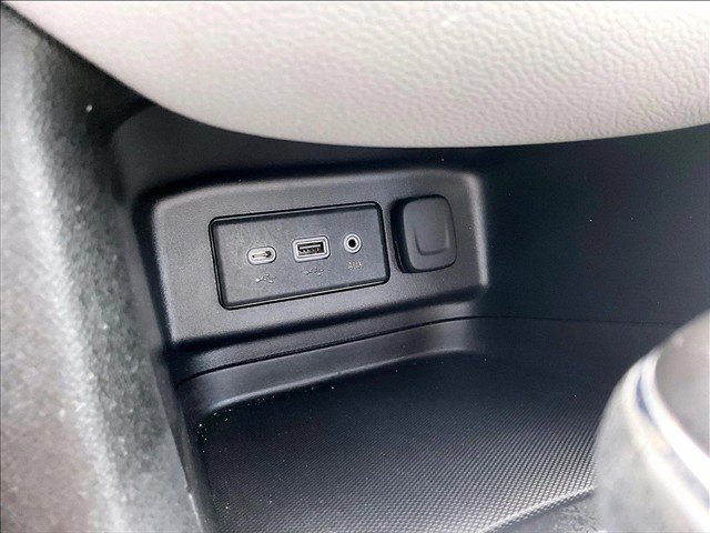 Used 2020 Chevrolet Equinox LS FWD image 26