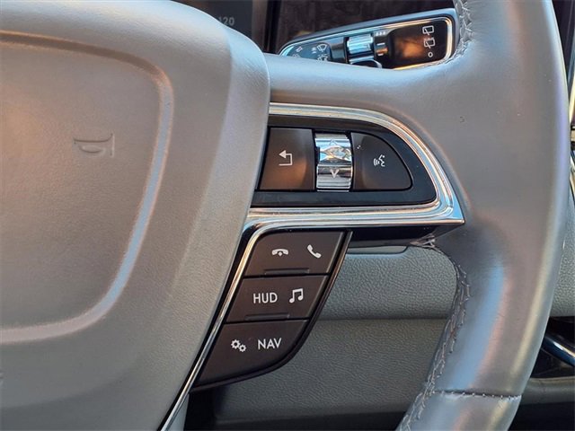 Used 2020 Lincoln Navigator Reserve w/ Luxury Package image 17