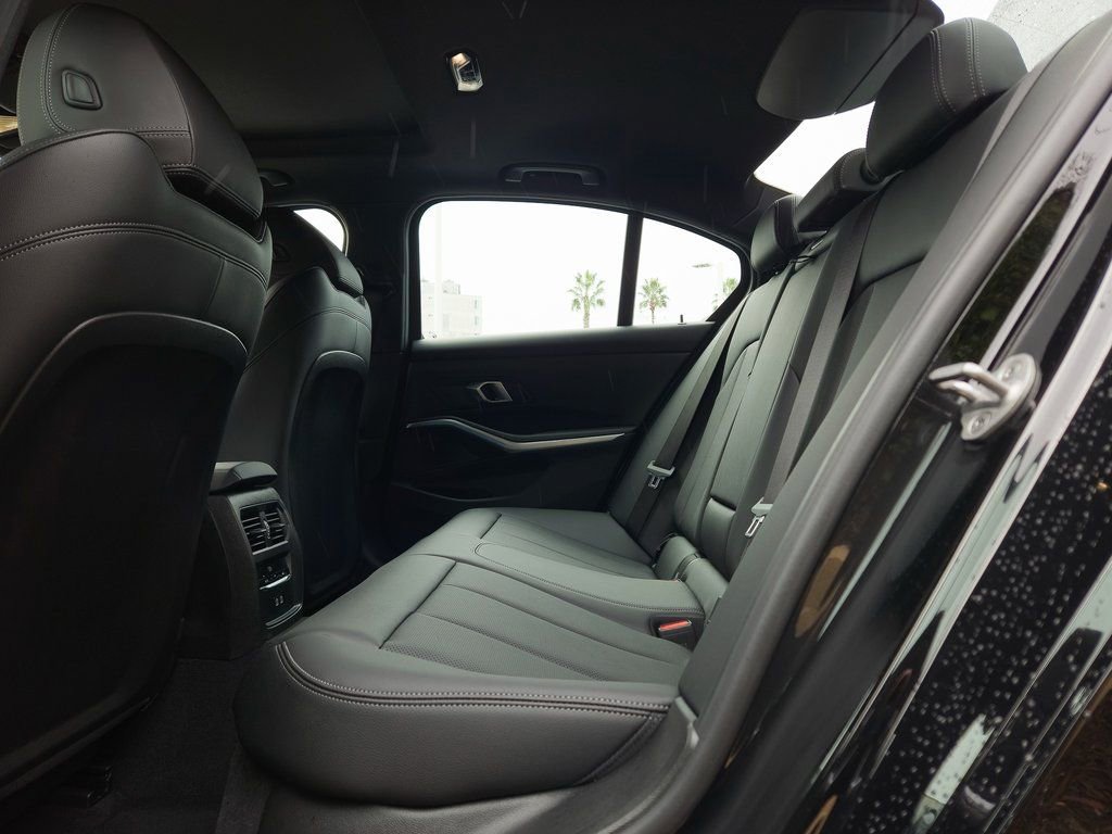 Used 2025 BMW 330i Sedan w/ Parking Assistance Package image 20