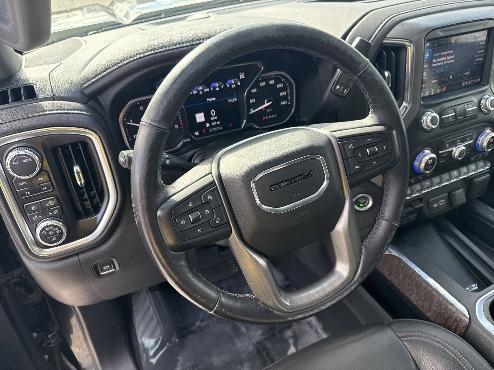 Used 2022 GMC Sierra 2500 Denali image 14