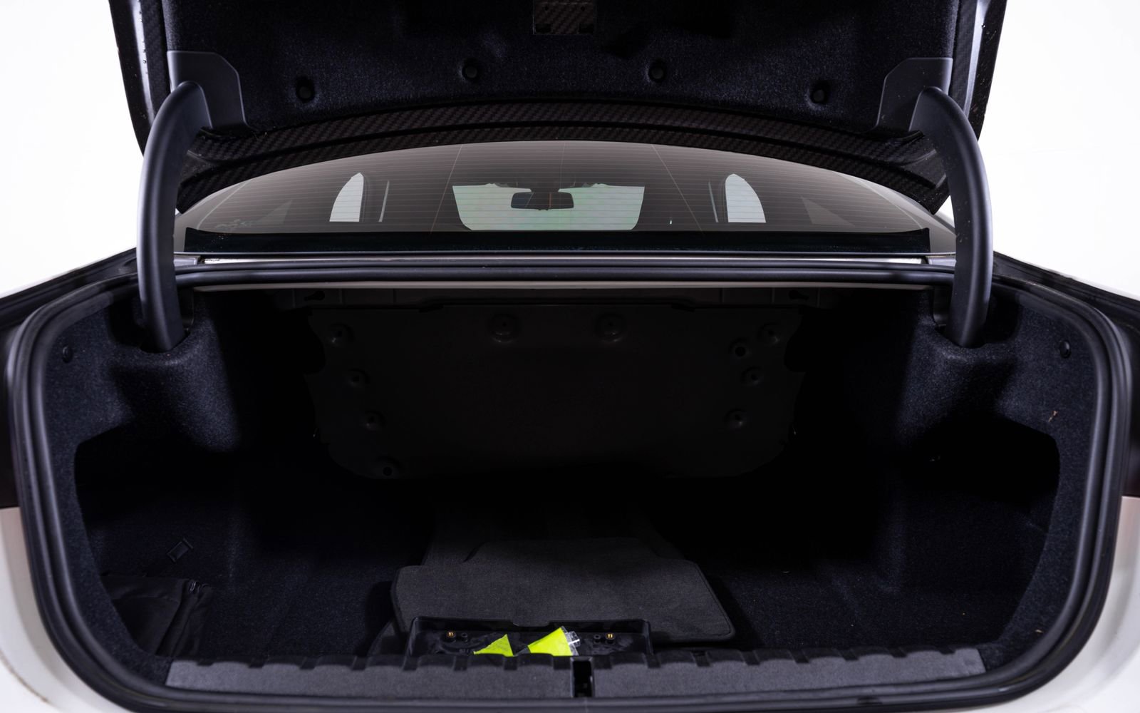 Used 2023 BMW M4 CSL image 24