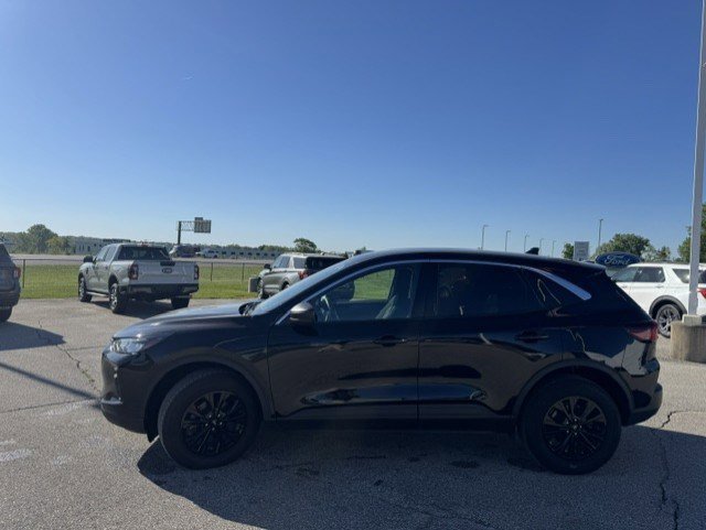 Used 2023 Ford Escape Active AWD/4WD image 5
