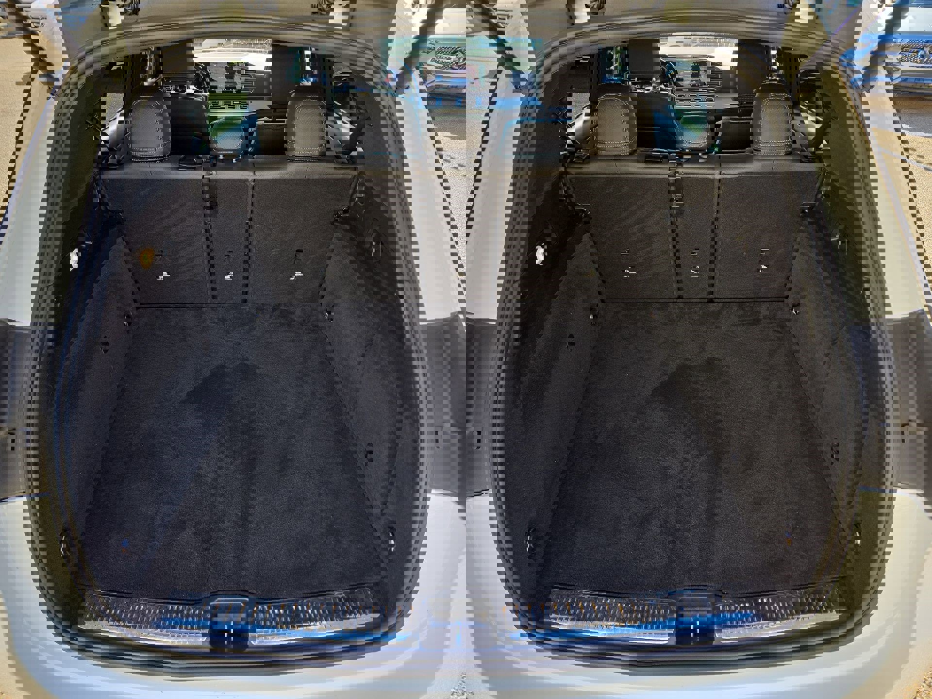 Used 2024 Mercedes-Benz GLE 450e 4MATIC image 12