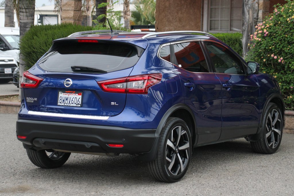Used 2020 Nissan Rogue Sport SL w/ Premium Package image 9