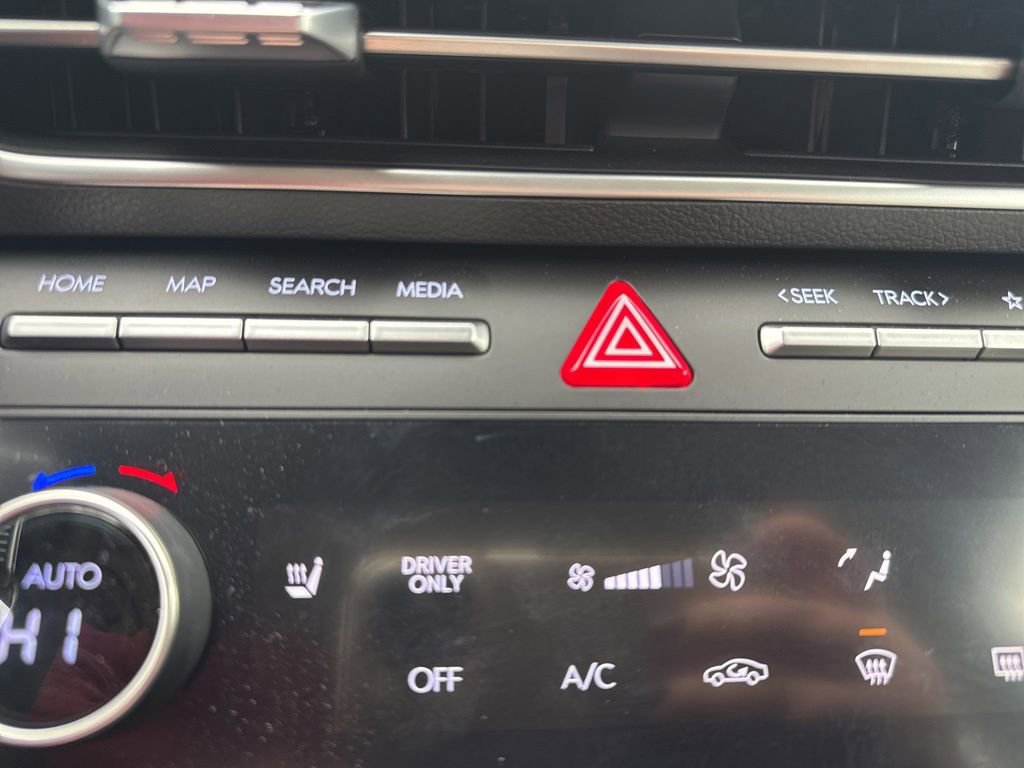Certified 2025 Hyundai Sonata SEL image 31