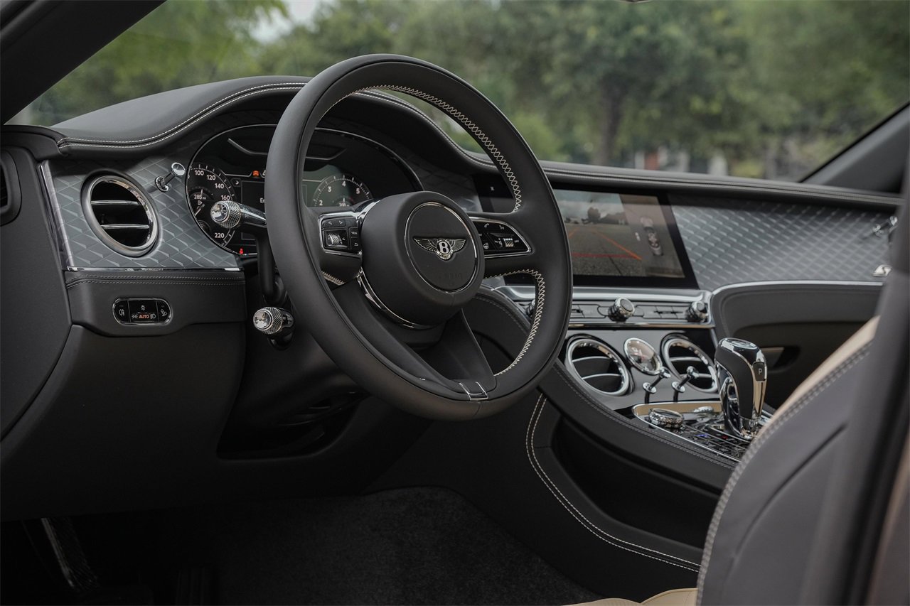 Certified 2024 Bentley Continental GT V8 image 2