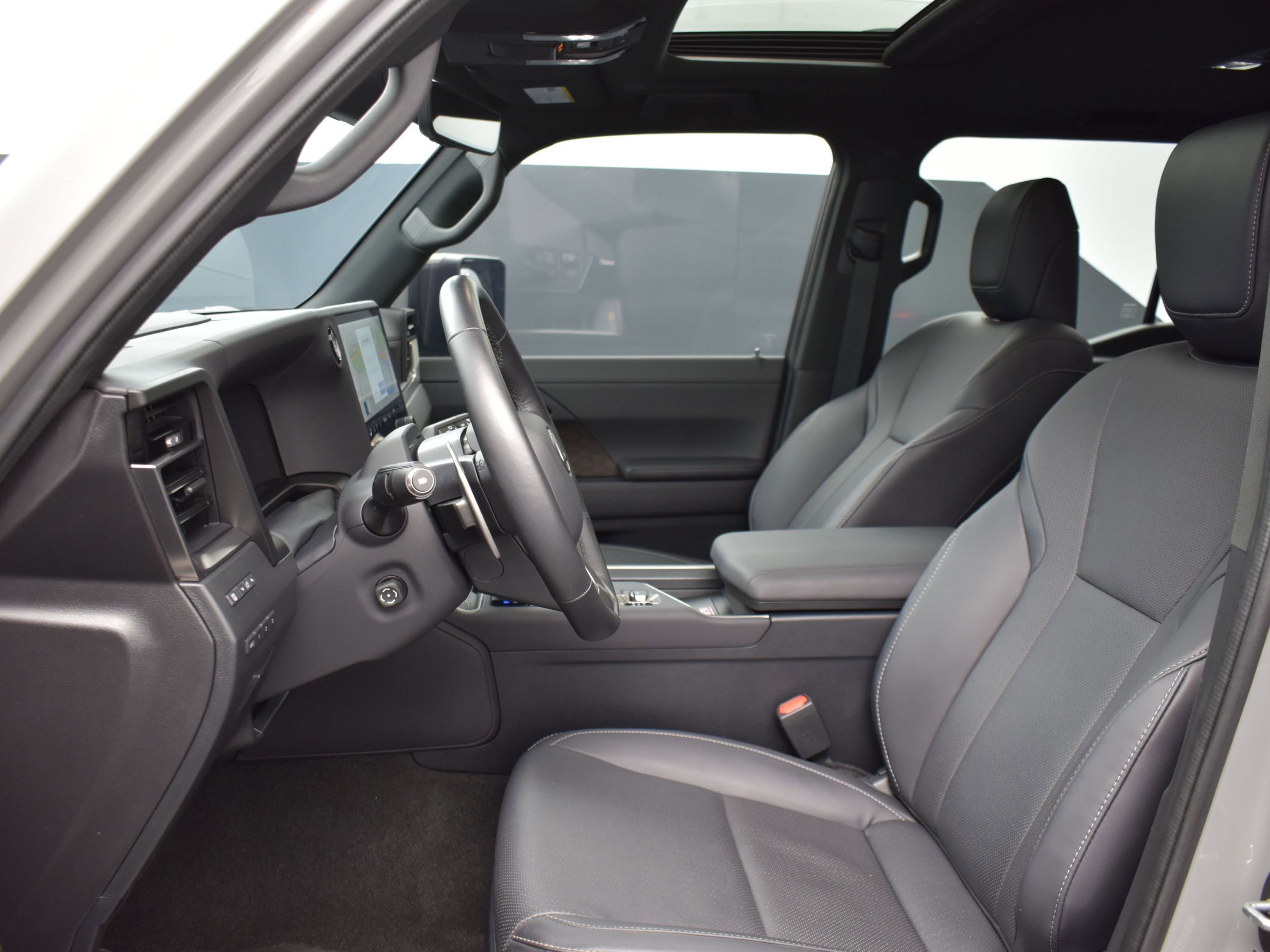 Used 2024 Lexus GX 550 image 13