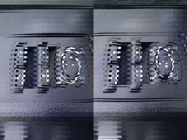 Certified 2019 Ford F150 Lariat w/ Equipment Group 502A Luxury image 18