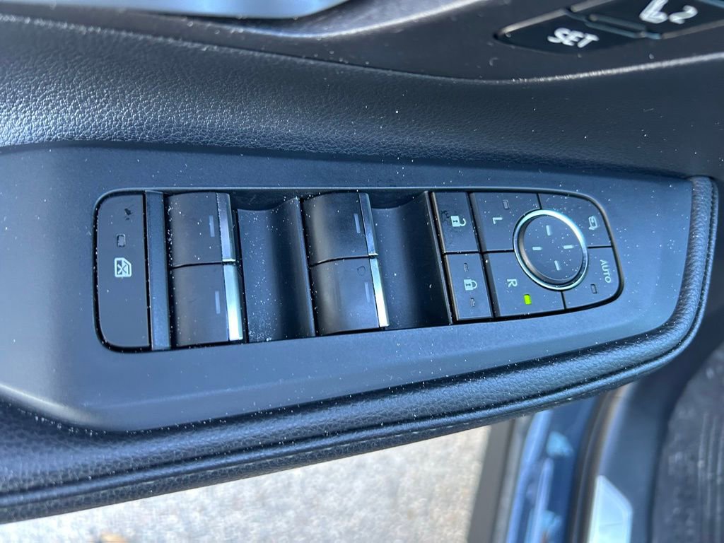 Used 2024 Toyota Grand Highlander Limited image 18