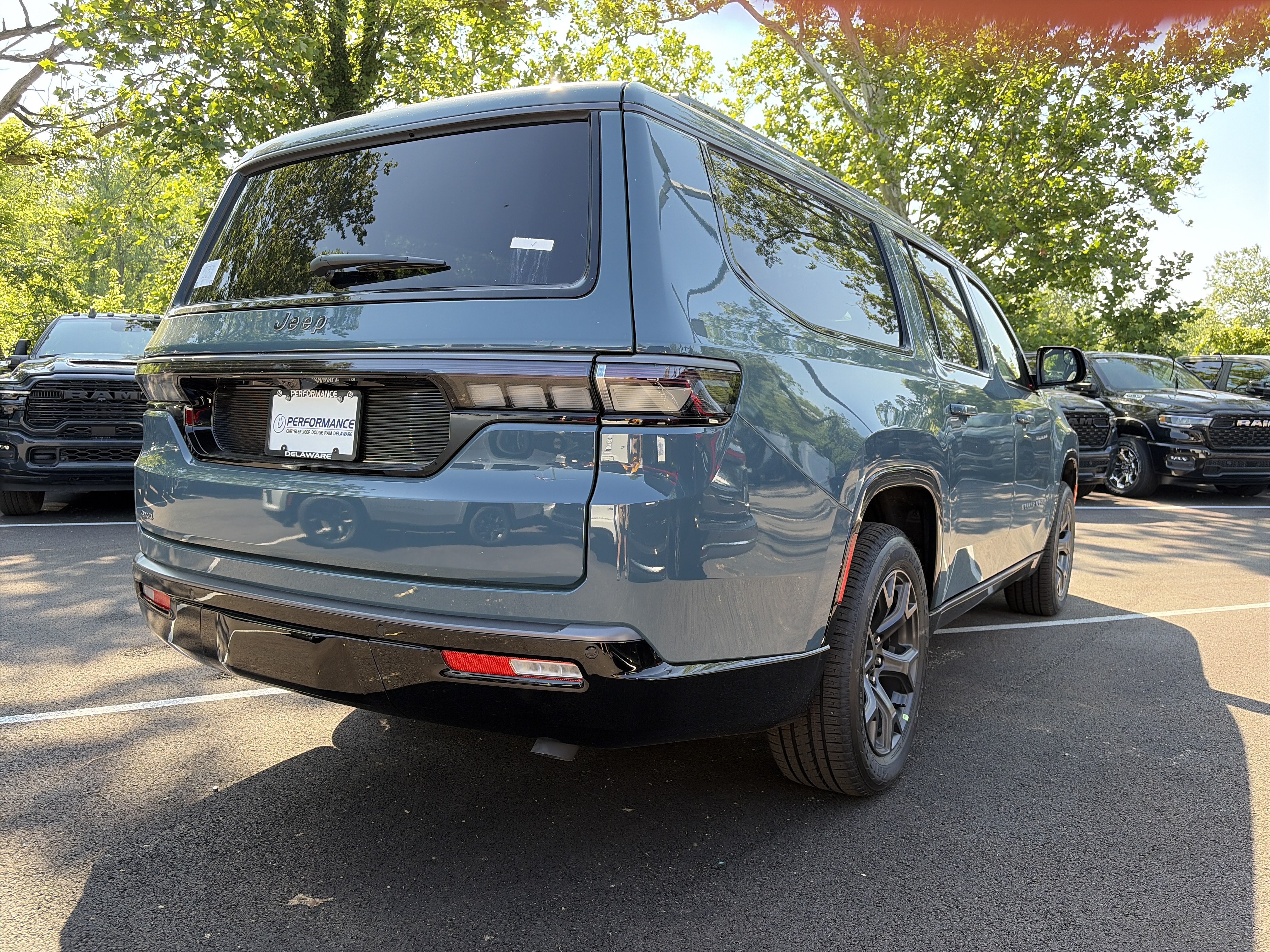 New 2026 Jeep Grand Wagoneer L Limited w/ Premium Group II AWD/4WD image 22