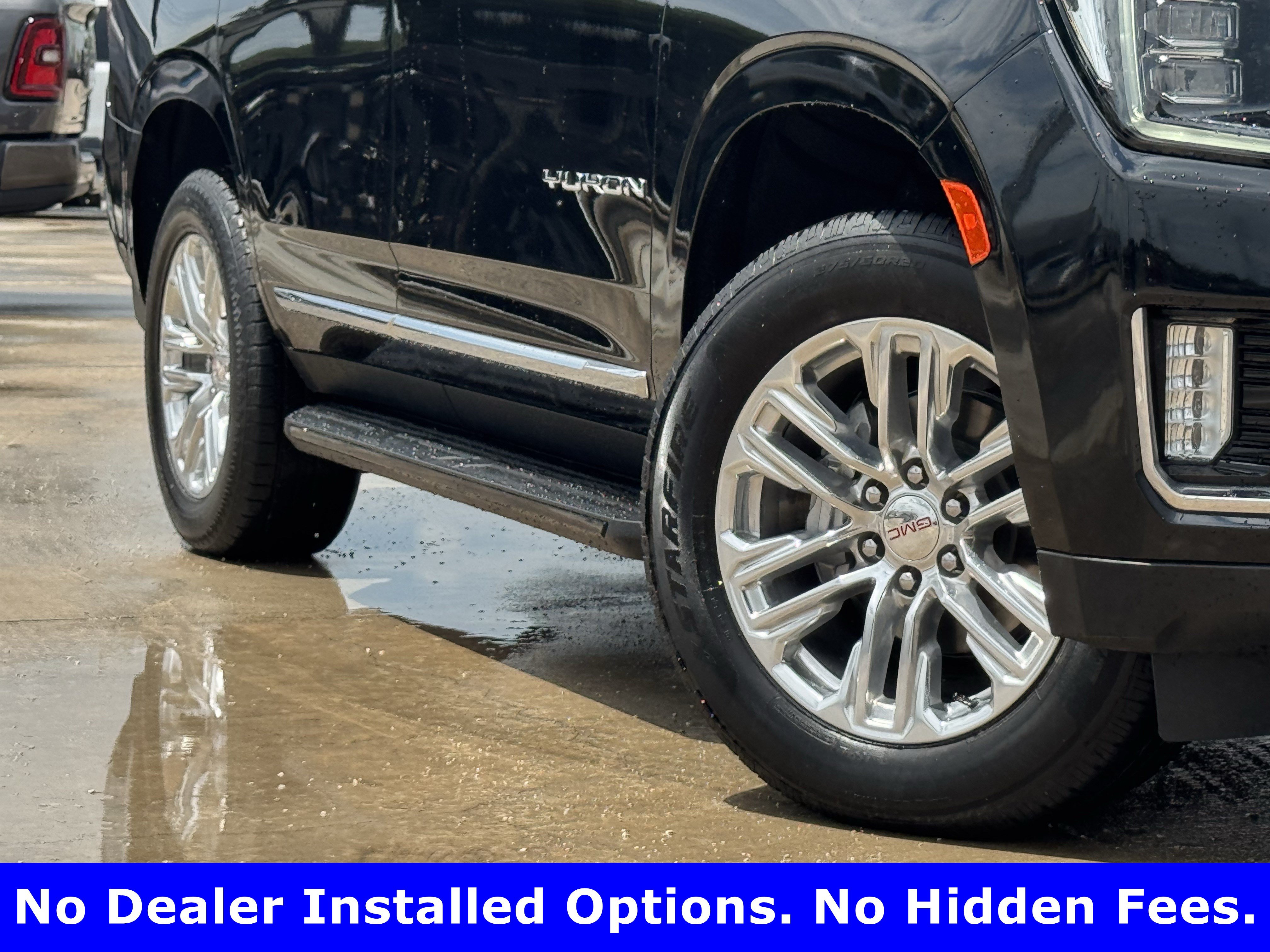 Used 2024 GMC Yukon SLT RWD image 3