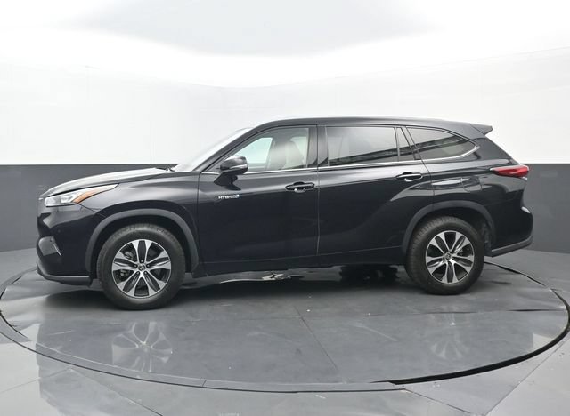 Used 2020 Toyota Highlander XLE FWD image 7