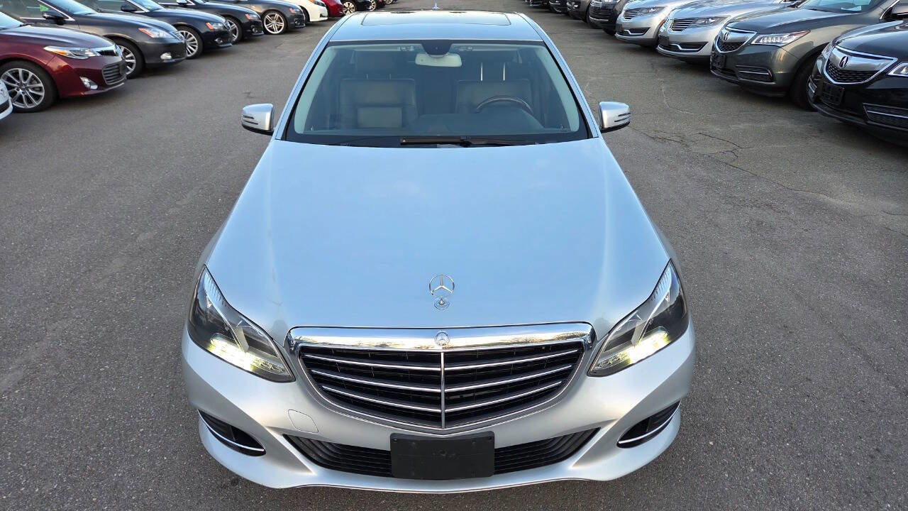 Used 2014 Mercedes-Benz E 350 4MATIC Sedan image 3