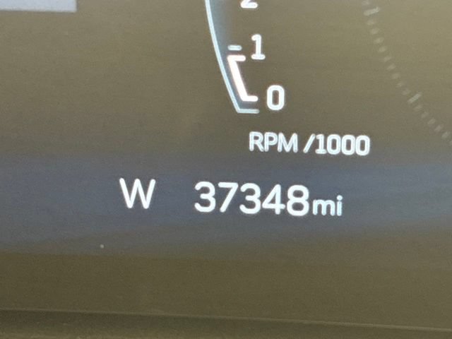 Used 2025 Cadillac XT4 Premium Luxury FWD image 22