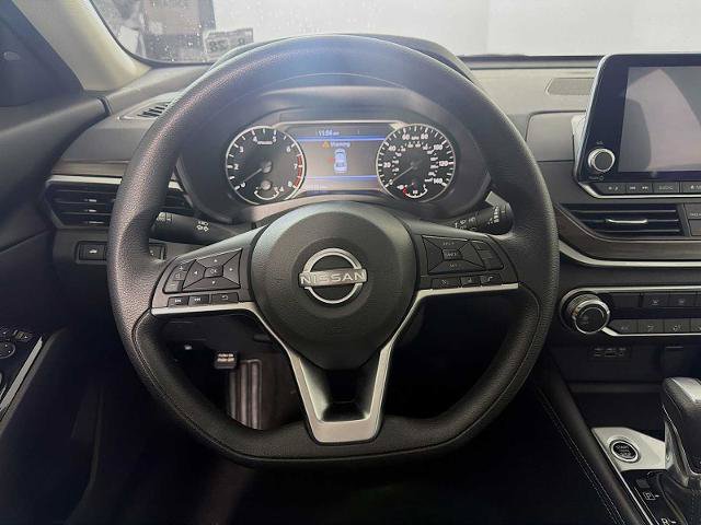 Certified 2023 Nissan Altima 2.5 SV FWD image 9