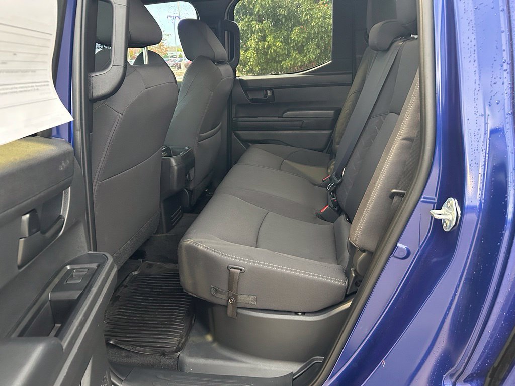 Used 2025 Toyota Tacoma SR5 AWD/4WD image 25