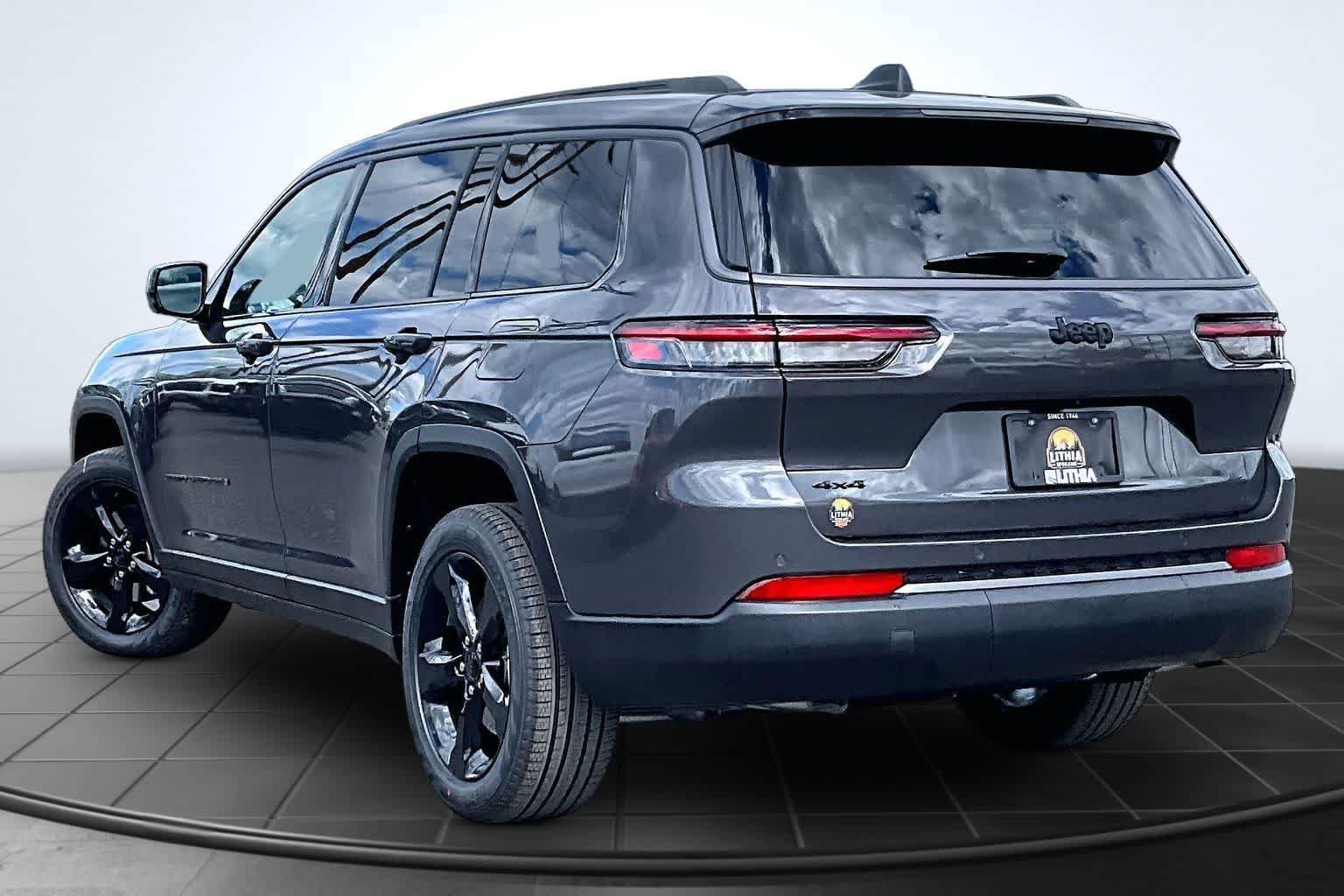 New 2026 Jeep Grand Cherokee L Limited AWD/4WD image 4