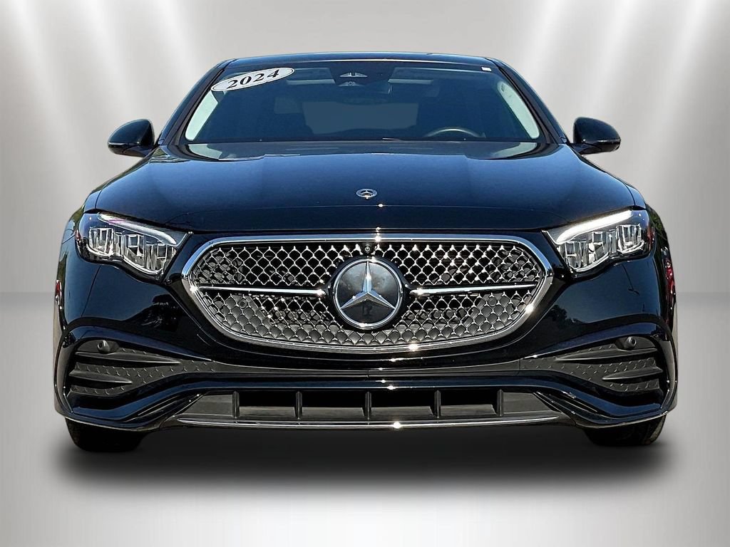 Used 2024 Mercedes-Benz E 350 4MATIC Sedan image 2