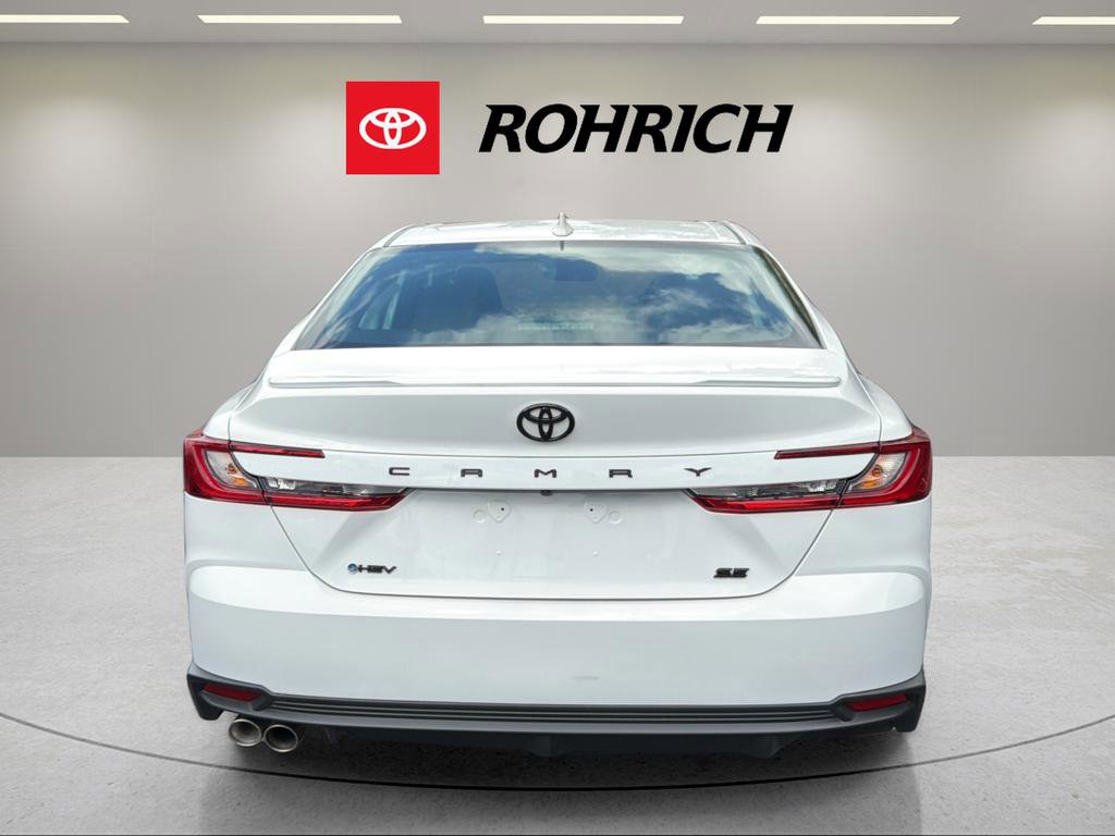Used 2026 Toyota Camry SE w/ Convenience Package FWD image 7