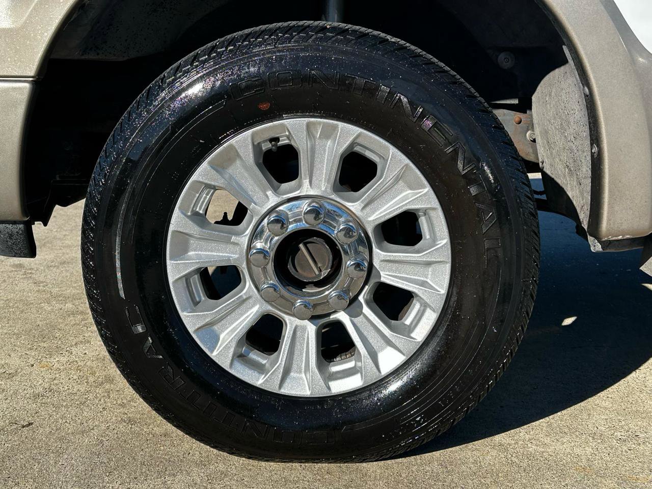 Used 2005 Ford Excursion Eddie Bauer image 10