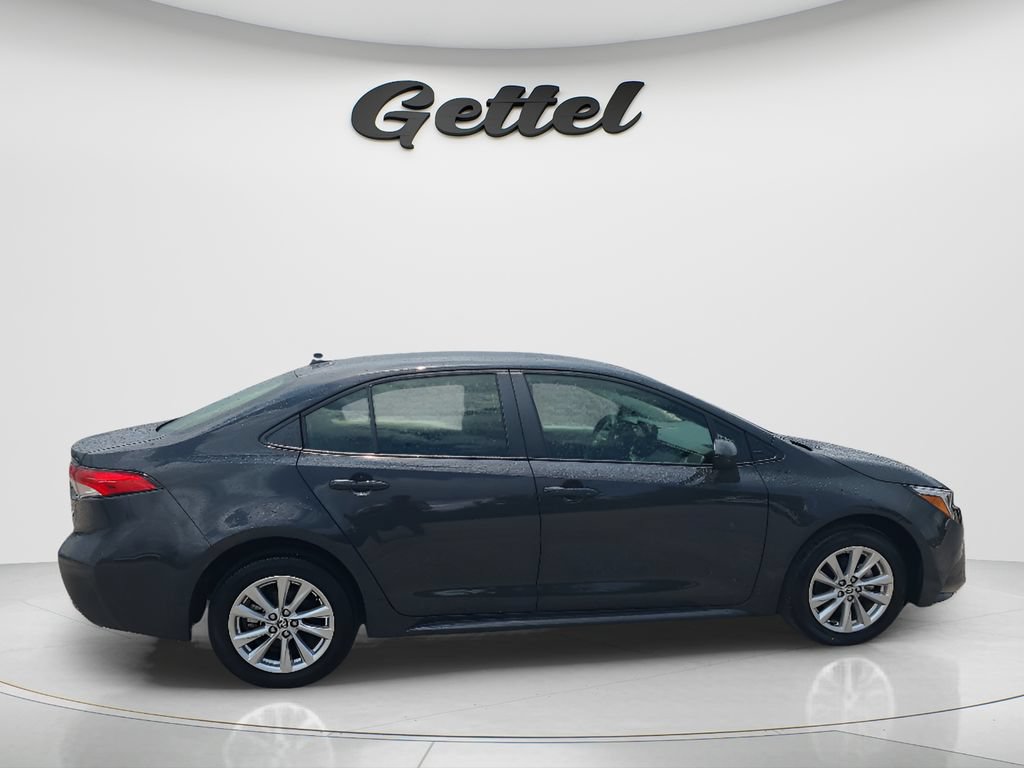 Certified 2024 Toyota Corolla LE w/ LE Convenience Package FWD image 4