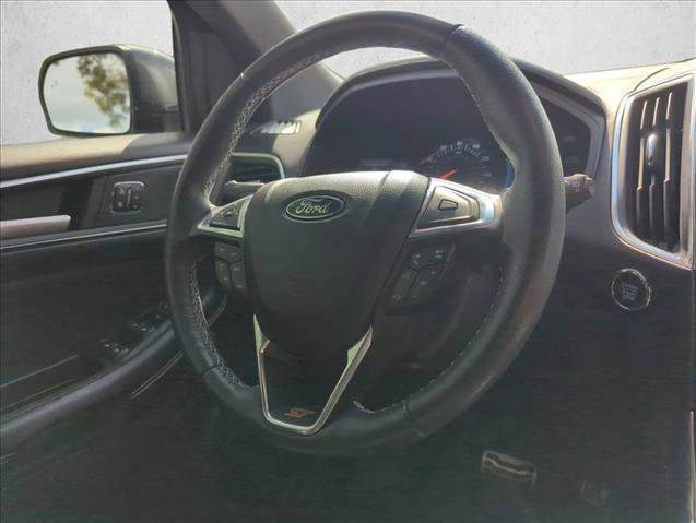 Certified 2022 Ford Edge ST image 26