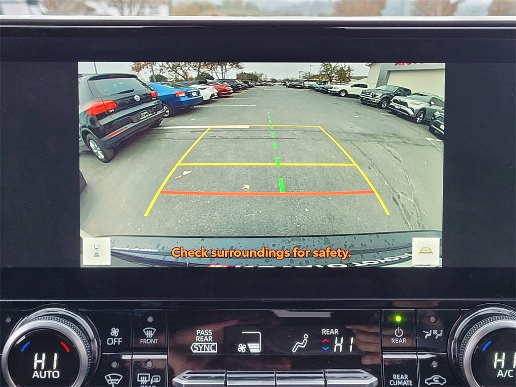 Used 2023 Toyota Highlander Limited image 17