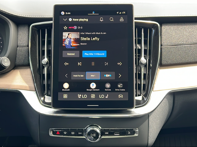 New 2026 Volvo XC90 B6 Plus AWD/4WD image 13
