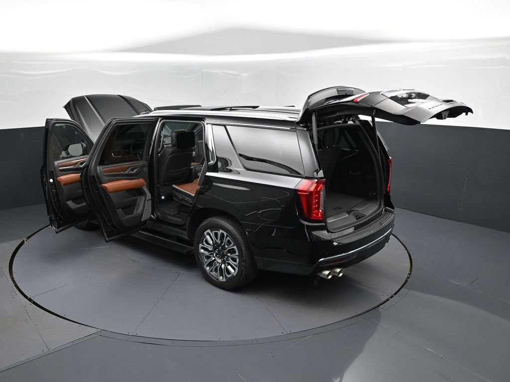 Used 2023 GMC Yukon Denali Ultimate image 2