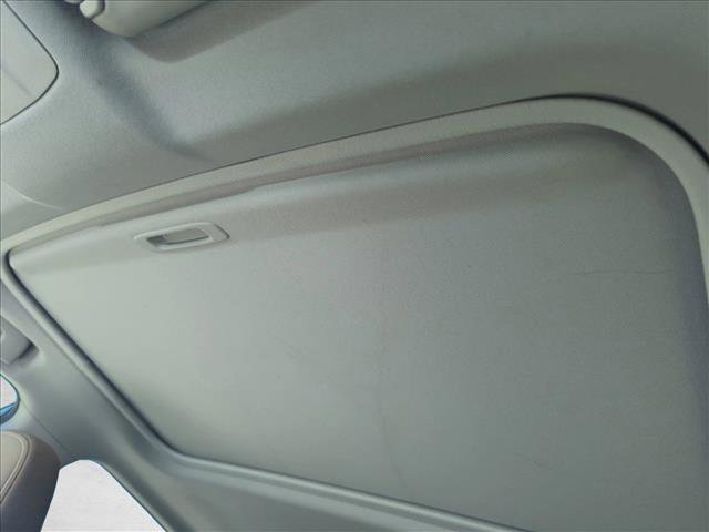 Used 2015 Toyota RAV4 XLE image 15